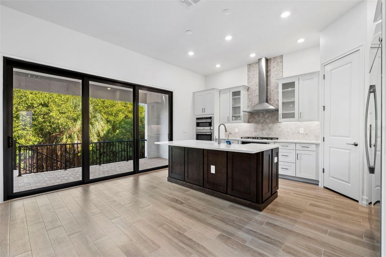 1109 Seagrape Drive, Ruskin, FL 33570 Photo