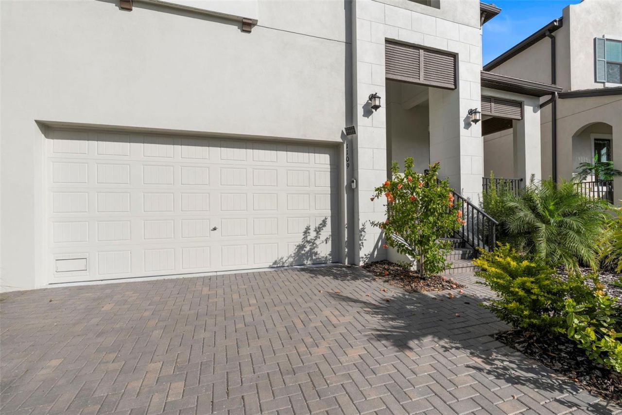 1109 Seagrape Drive, Ruskin, FL 33570 Photo