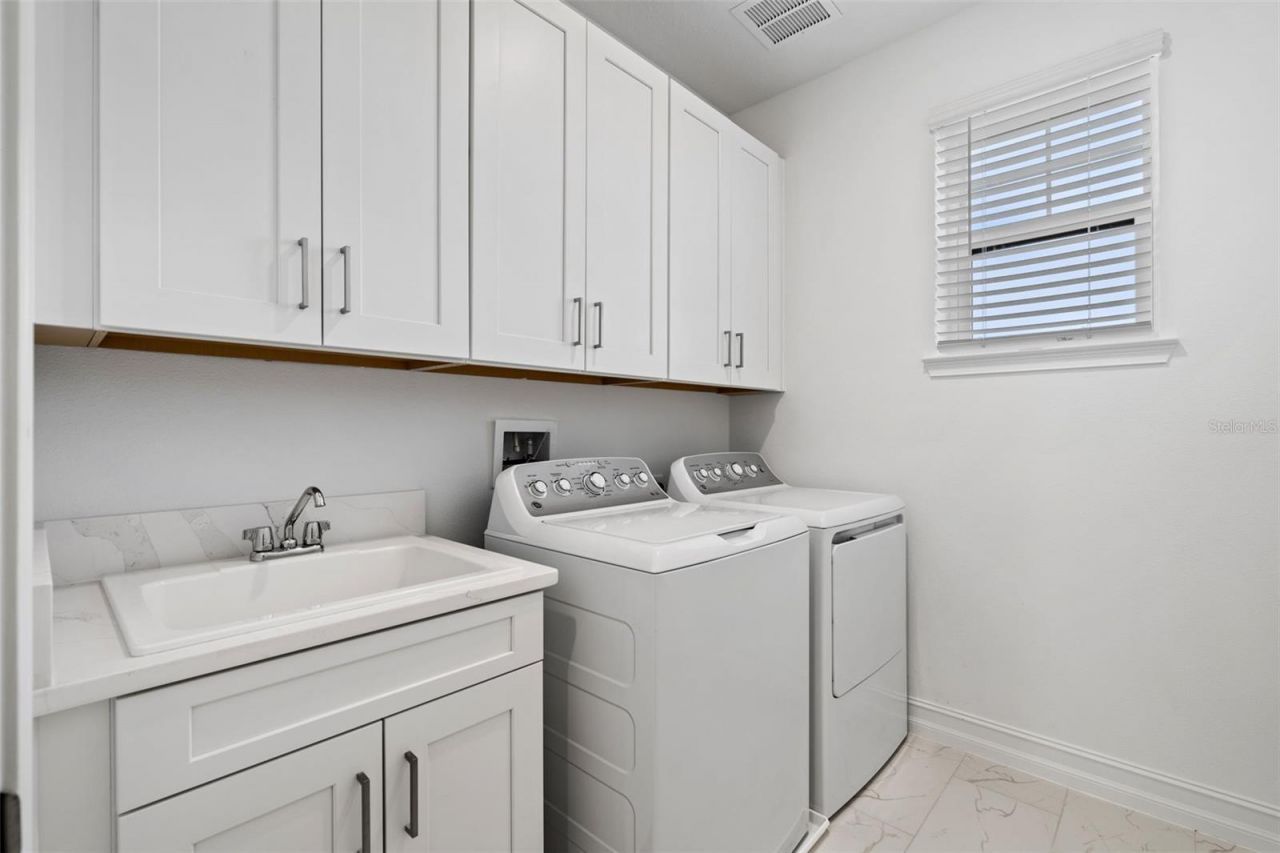 1109 Seagrape Drive, Ruskin, FL 33570 Photo