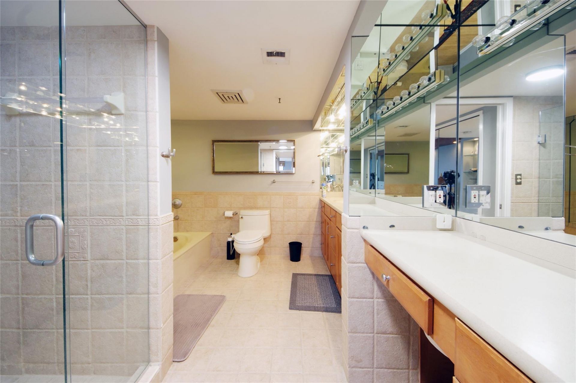 2480 Presidential Way, Unit 1903, West Palm Beach, FL 33401 Photo