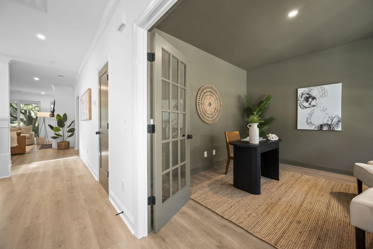 2988 Lodge Berry Lane Photo 7