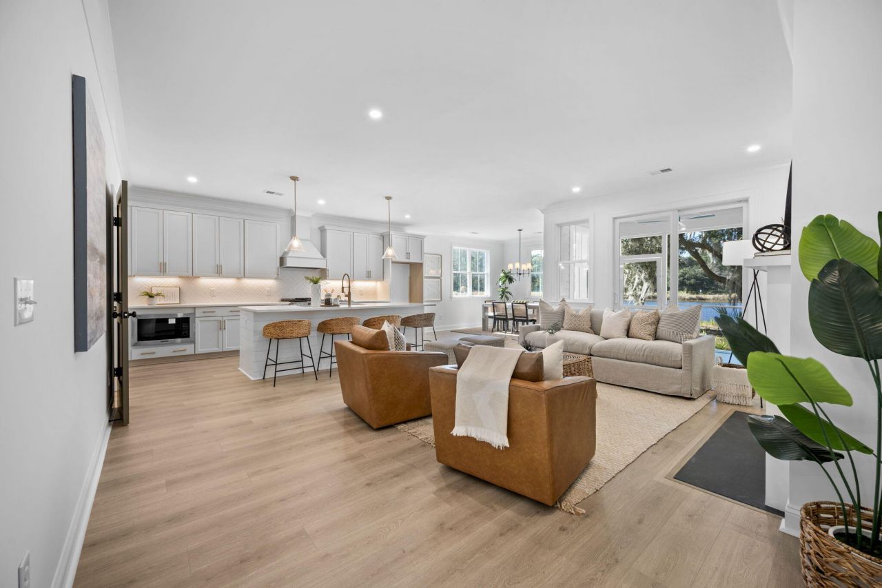 2988 Lodge Berry Lane Photo 9