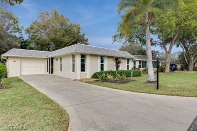 265 Yorkshire Ct, Unit 8, Naples, FL 34112 Main Photo
