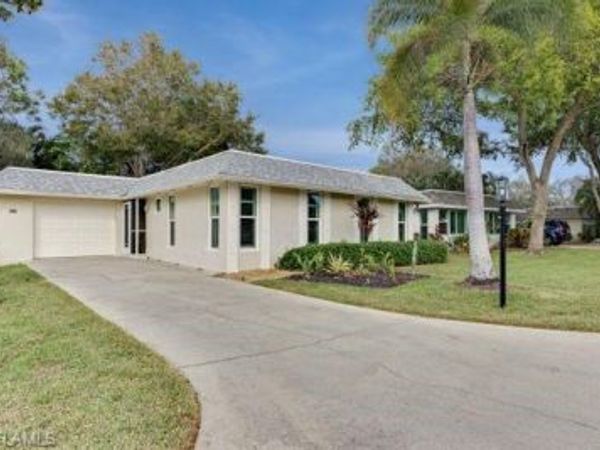 265 Yorkshire CT, Unit 8, NAPLES, FL 34112