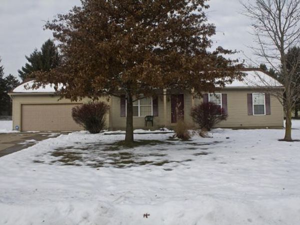 115 Dogwood Circle, Dowagiac, MI 49047