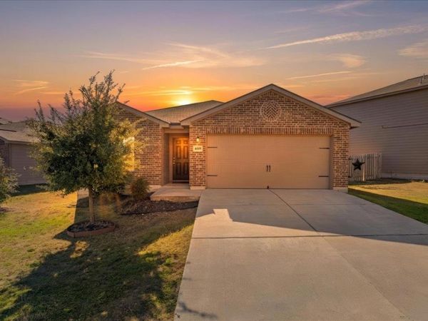 4005 Cressler LN, Unit 16G, Jarrell, TX 76537