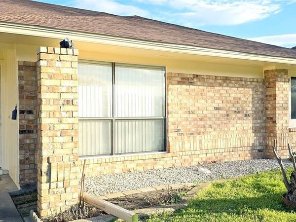 2224 Limestone Lane, Garland, TX 75040