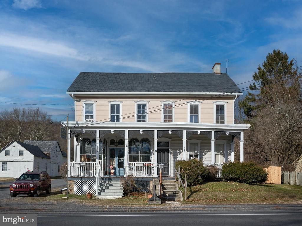 3201 ROUTE 212, SPRINGTOWN, PA 18081