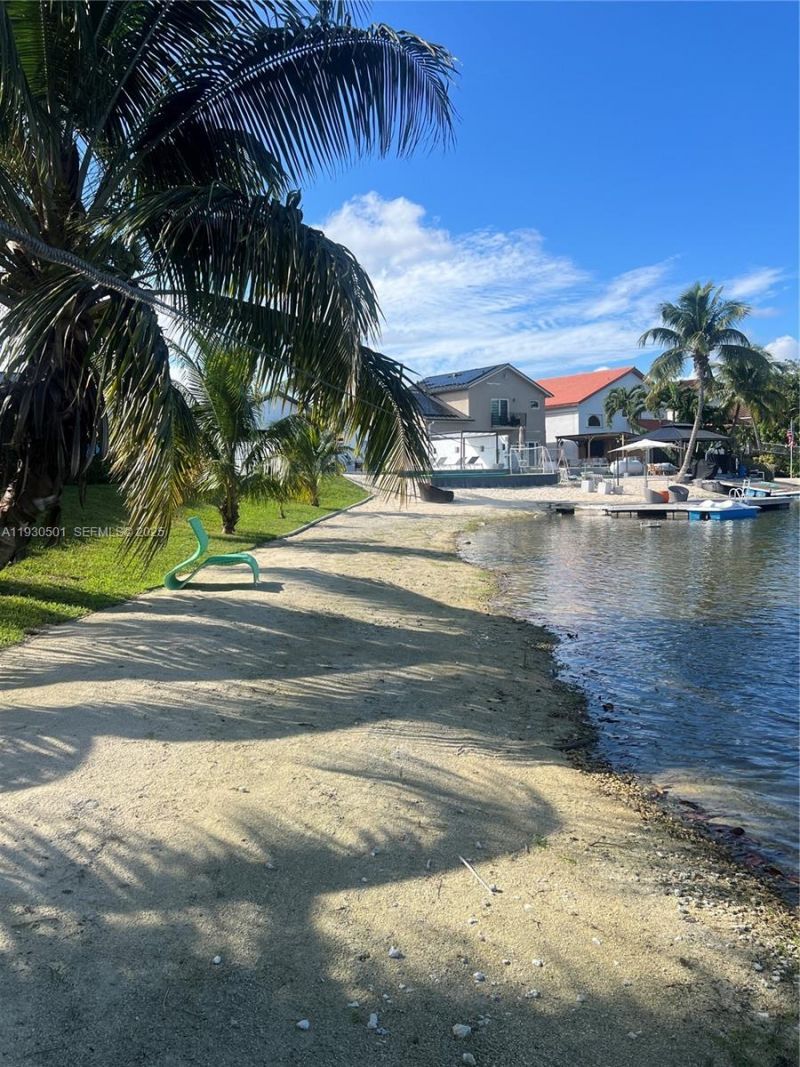 6101 SW 153rd Ct Rd, Miami, FL 33193 Photo