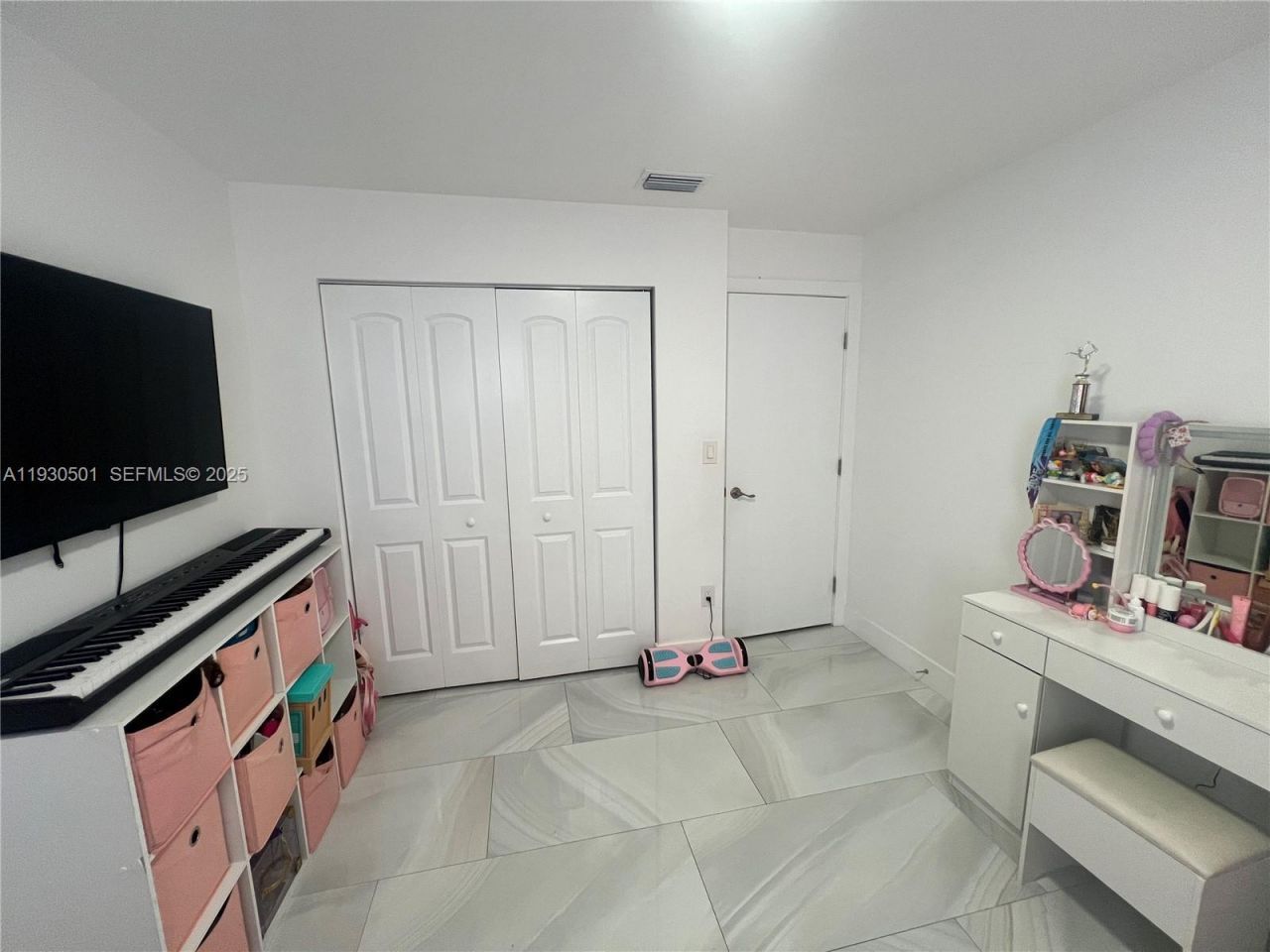 6101 SW 153rd Ct Rd, Miami, FL 33193 Photo