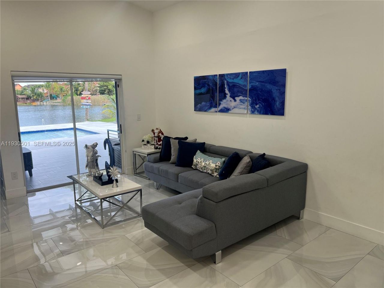 6101 SW 153rd Ct Rd, Miami, FL 33193 Photo