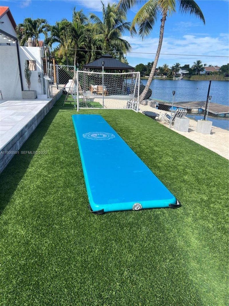 6101 SW 153rd Ct Rd, Miami, FL 33193 Photo