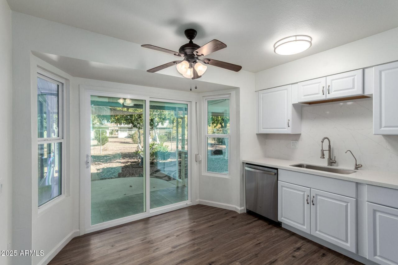 9826 W Santa Fe Drive, Sun City, AZ 85351 Main Photo