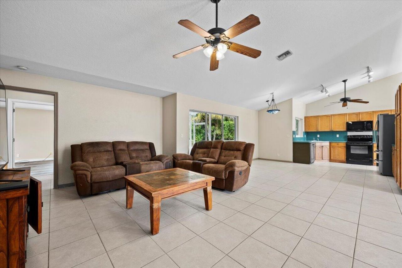 19187 Capet Creek Court, Loxahatchee, FL 33470 Photo