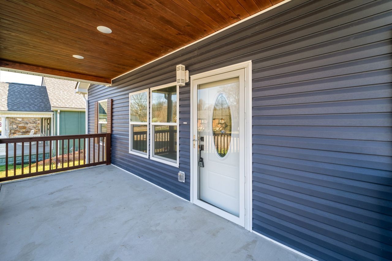 307 Wall St, Mount Pleasant, TN 38474 Main Photo