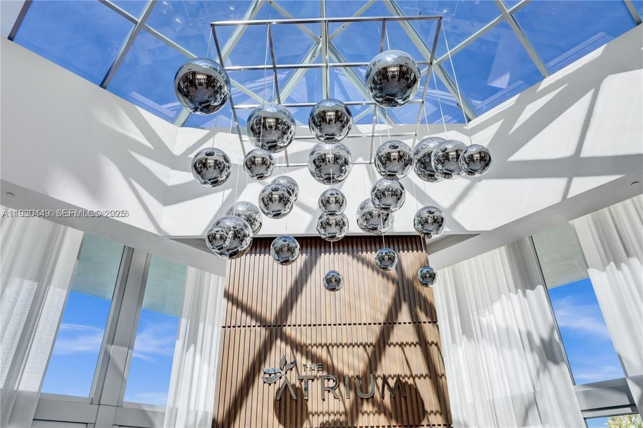 3131 NE 188th St, Unit 2-605, Aventura, FL 33180 Photo