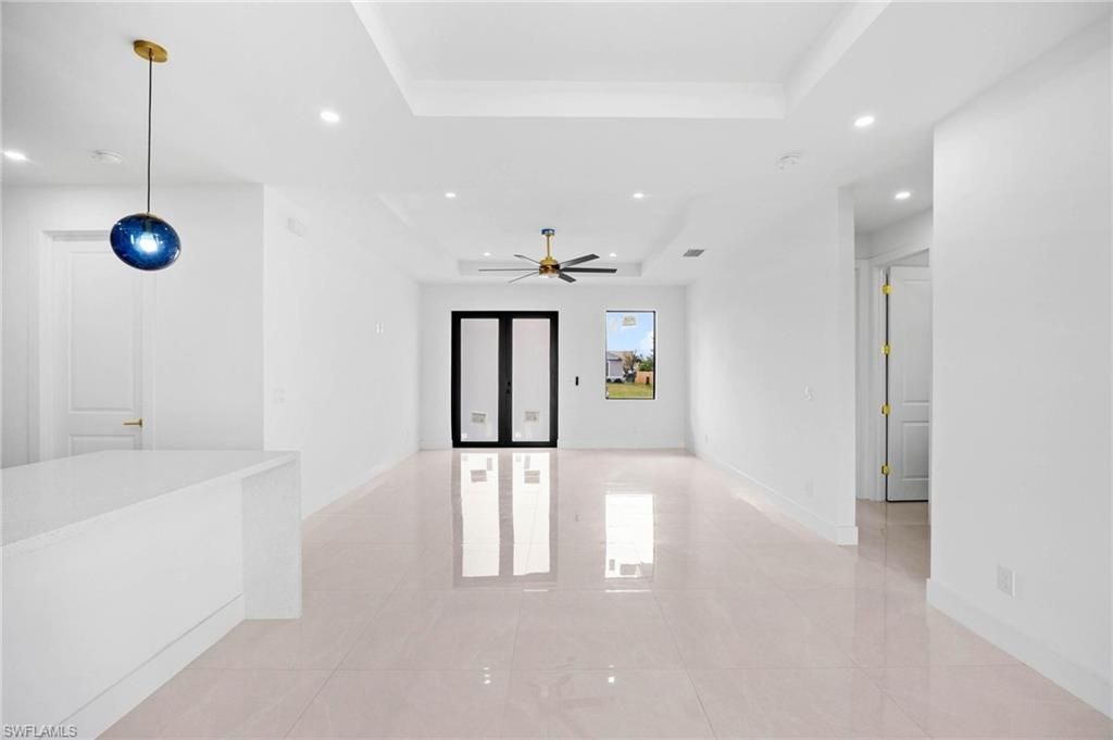 2827 SW 2nd Ln, Cape Coral, FL 33991 Photo