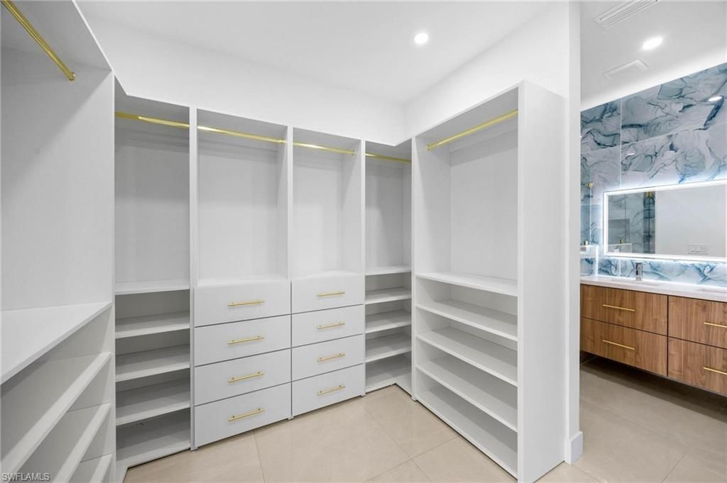 2827 SW 2nd Ln, Cape Coral, FL 33991 Photo