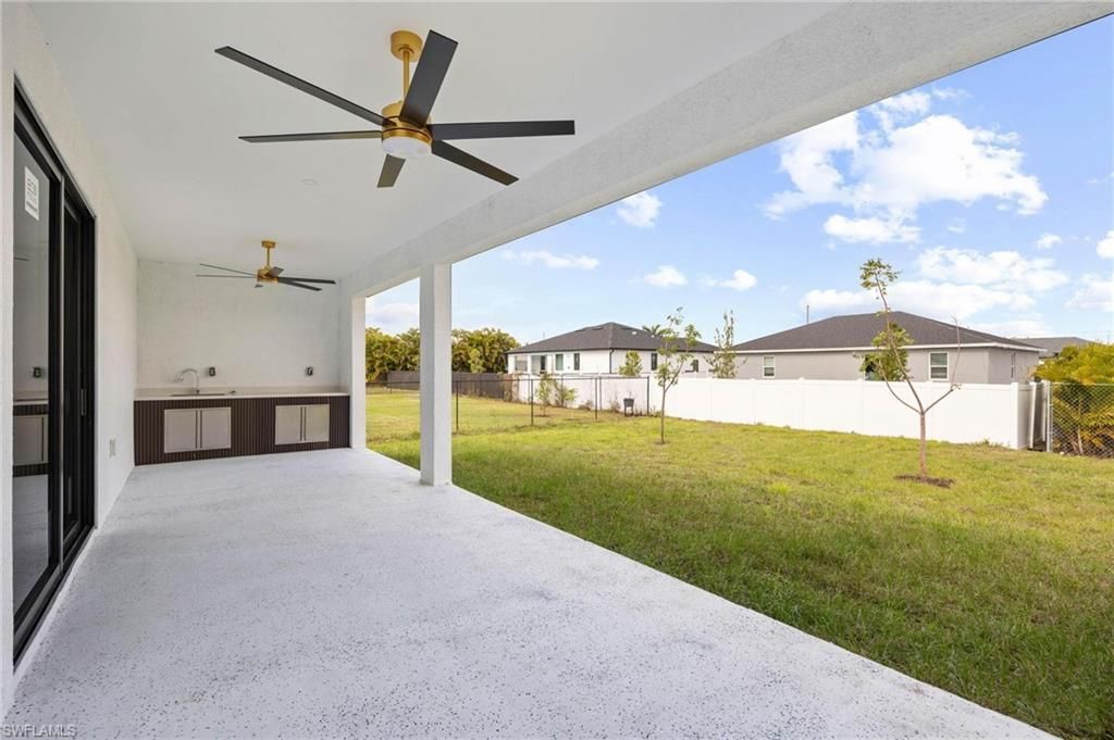 2827 SW 2nd Ln, Cape Coral, FL 33991 Photo