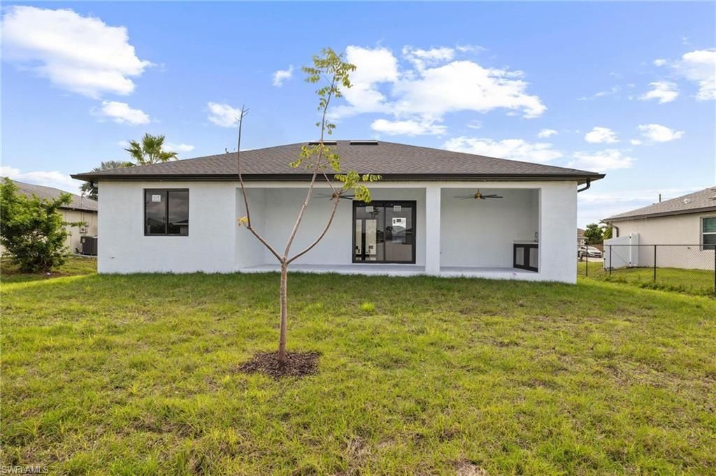 2827 SW 2nd Ln, Cape Coral, FL 33991 Photo