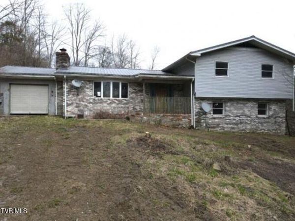 324 Ocoonita Road, Jonesville, VA 24263