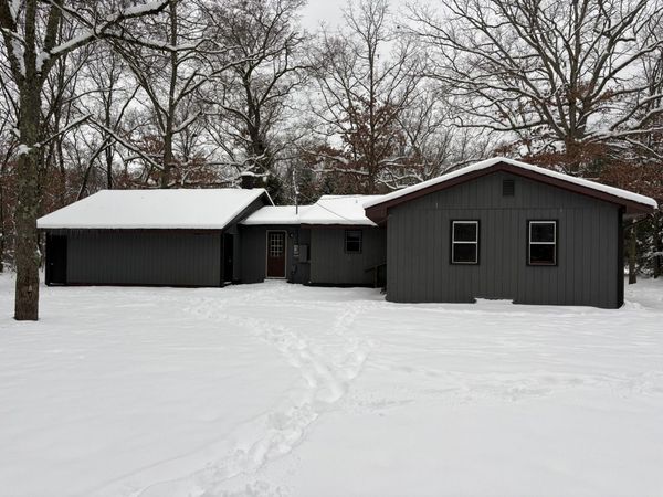 9680 S Thornapple Avenue, Grant, MI 49327