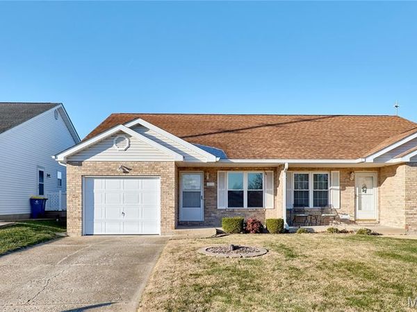 1033 Bieker Road, Washington, MO 63090
