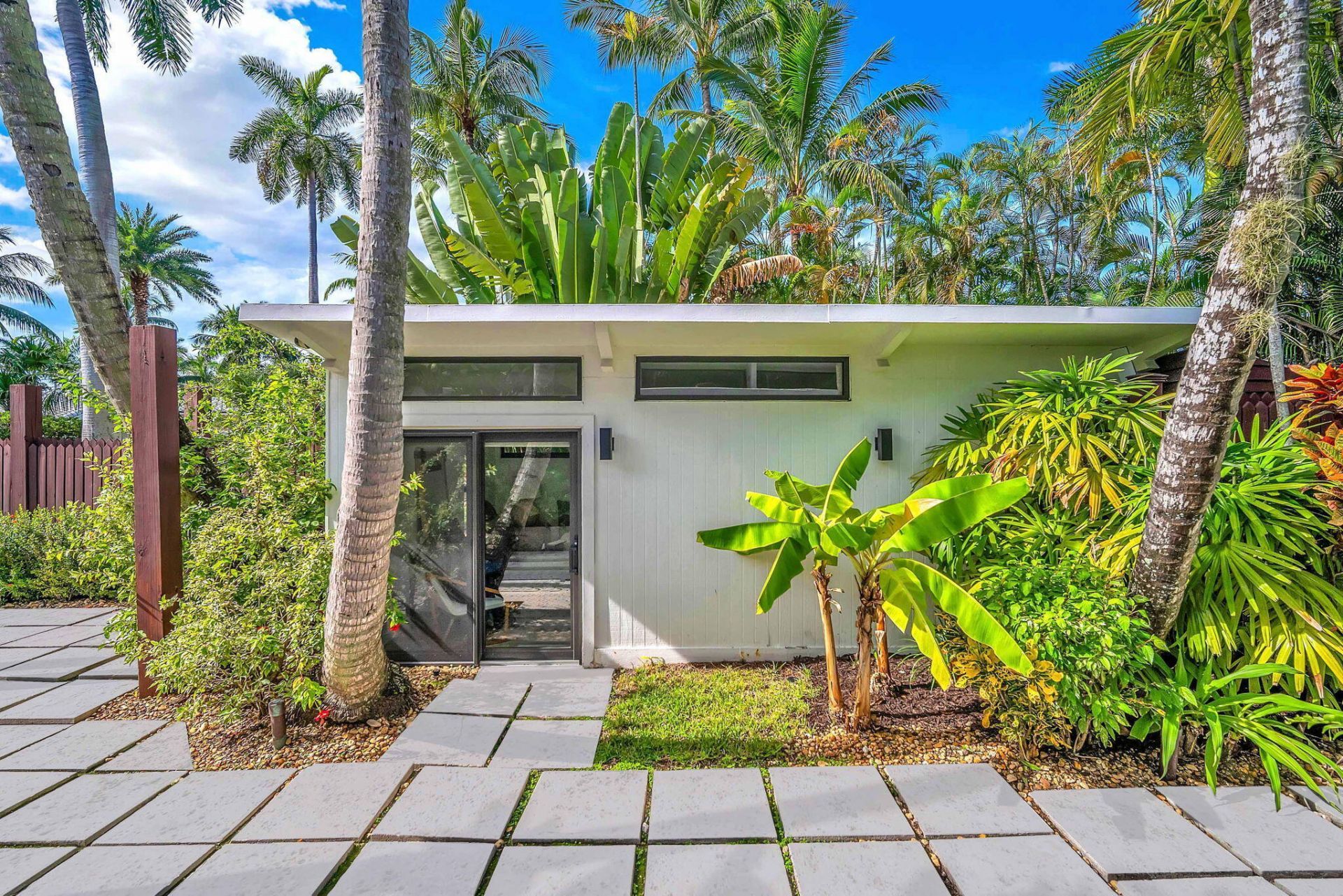 302 Coral Way, Fort Lauderdale, FL 33301 Photo