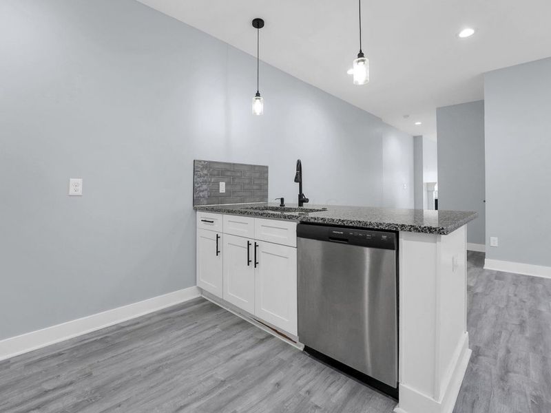 1157-59 E Atcheson, Columbus, OH 43203 Photo 10