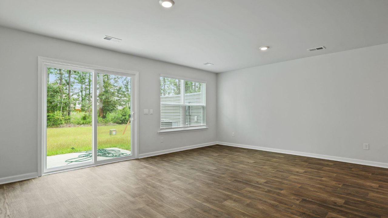 612 Pleasant Grove Way Photo 16