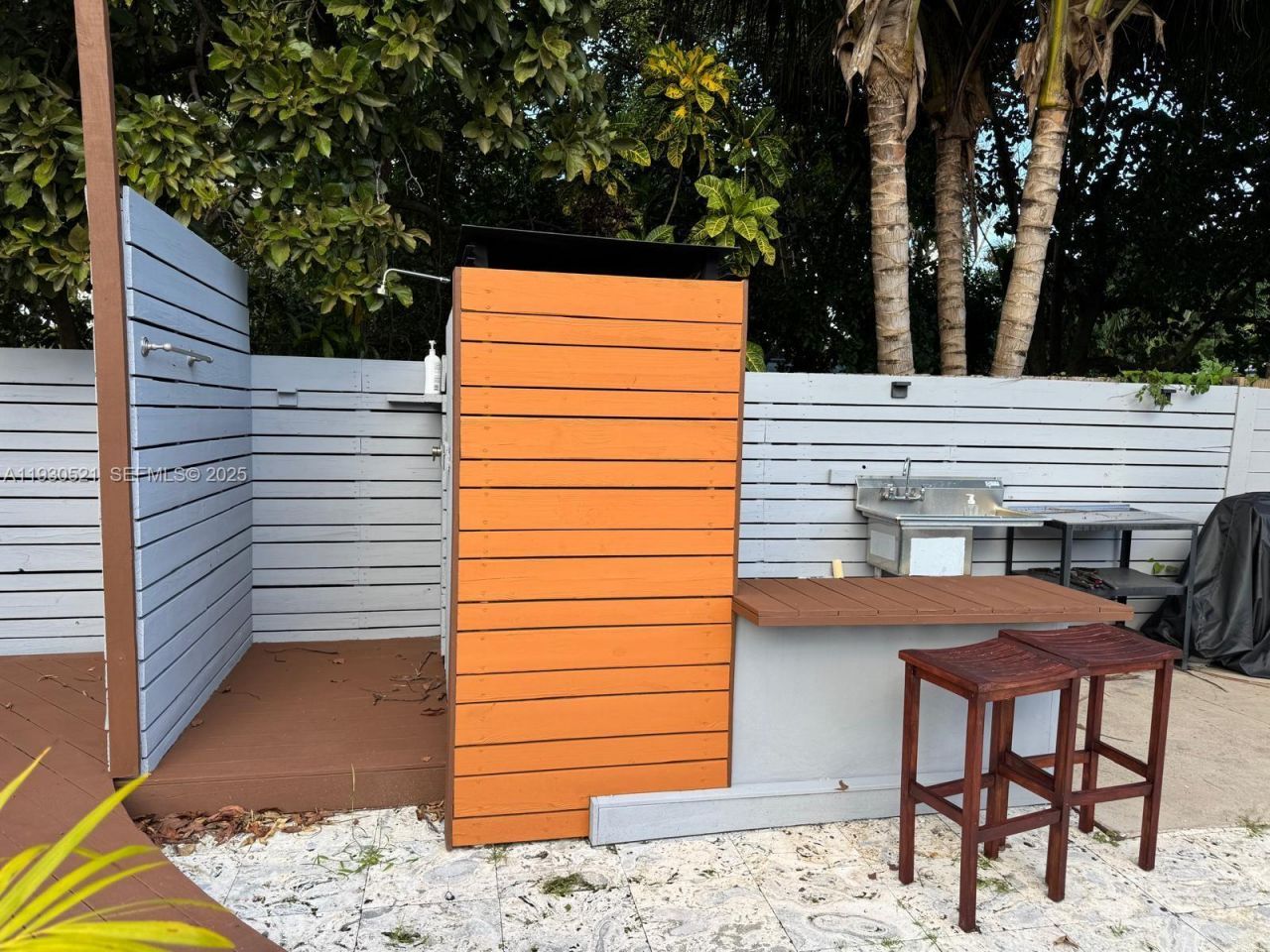 985 NE 115th St, Biscayne Park, FL 33161 Photo