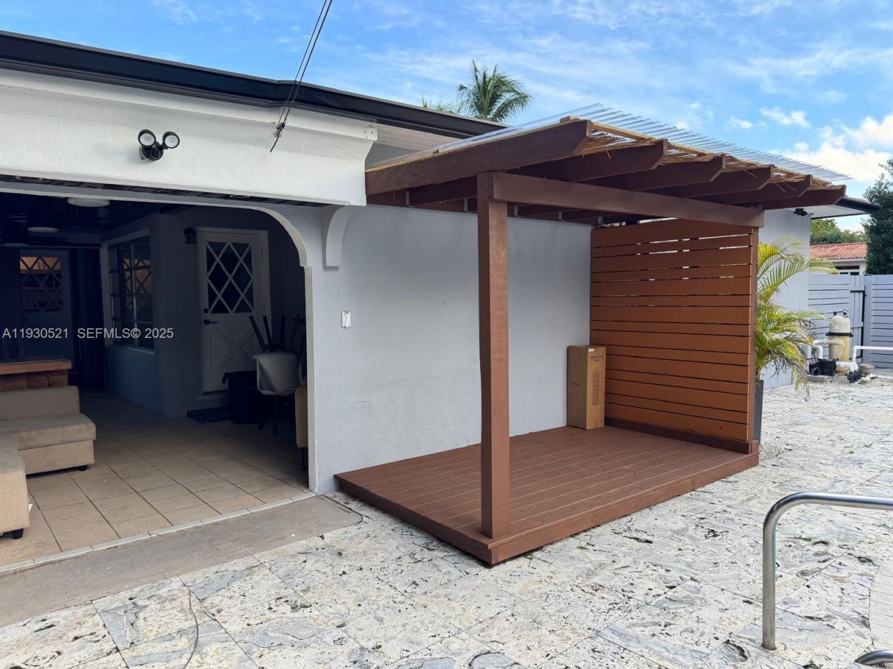 985 NE 115th St, Biscayne Park, FL 33161 Photo