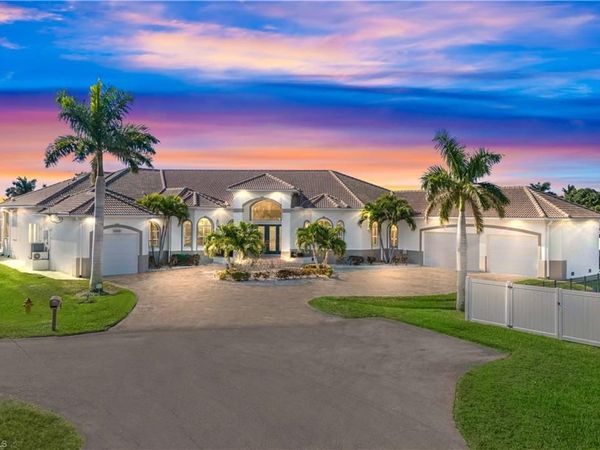 5366 Cortez CT , CAPE CORAL, FL 33904