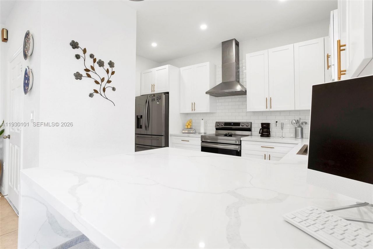 13285 SW 128th Psge, Unit 13285, Miami, FL 33186 Photo