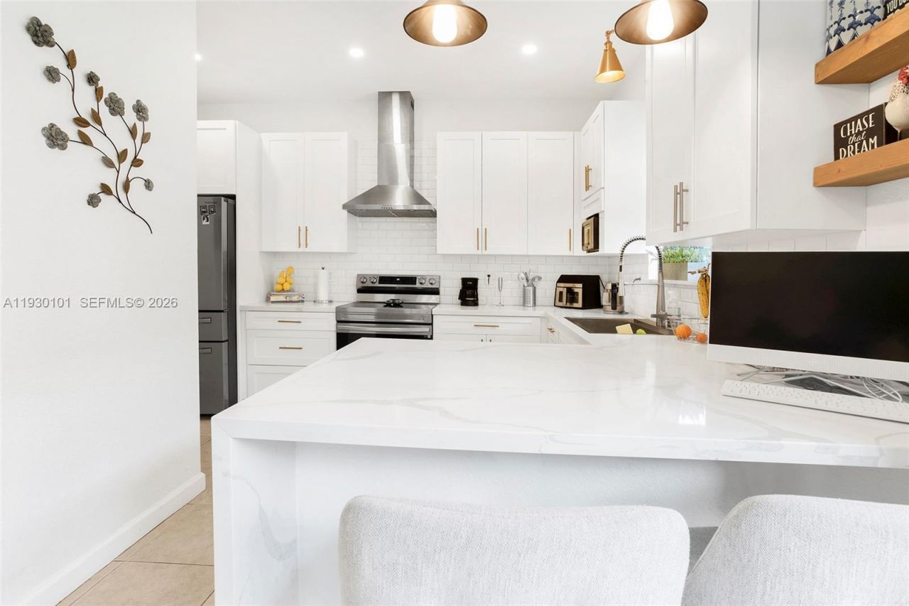 13285 SW 128th Psge, Unit 13285, Miami, FL 33186 Photo