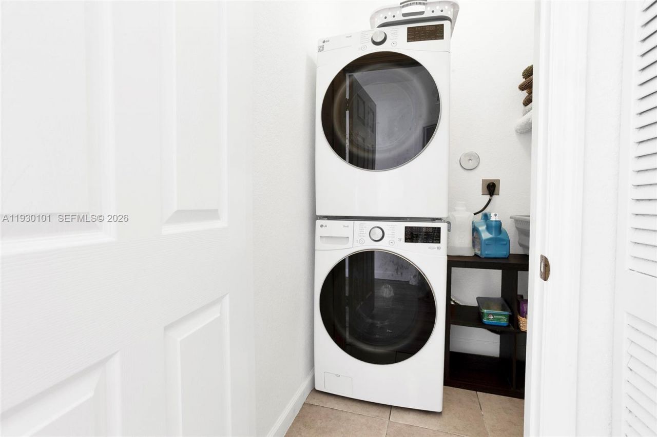 13285 SW 128th Psge, Unit 13285, Miami, FL 33186 Photo