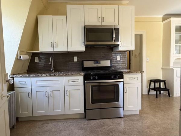 64 Anstice Street, Unit 3F, Oyster Bay, NY 11771