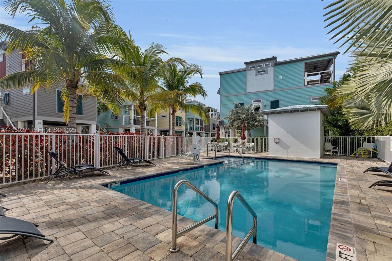 101 11th Street Ocean Unit 42, Marathon, FL 33050 Photo