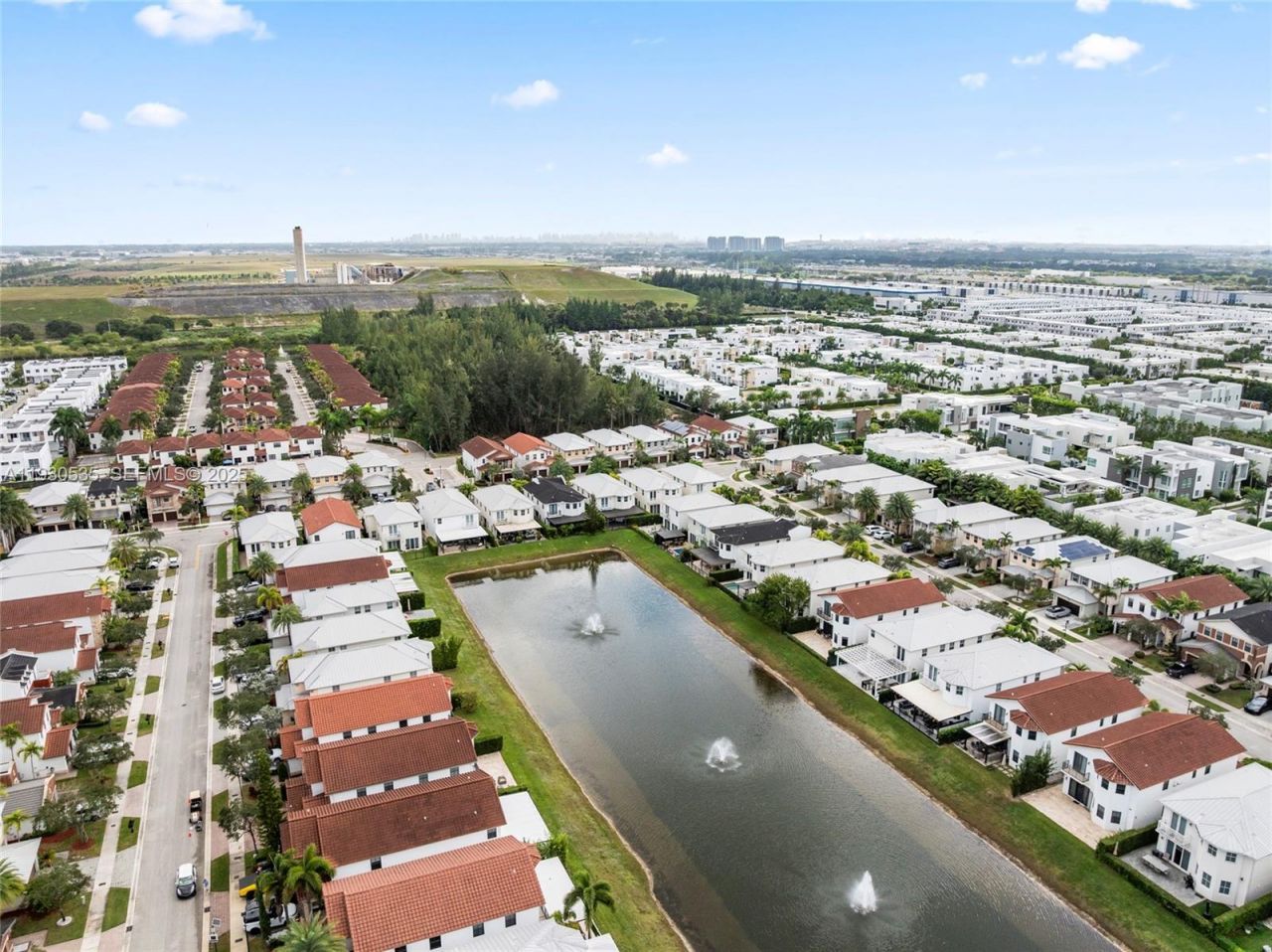 6933 NW 104th Ct, Unit 6933, Doral, FL 33178 Photo