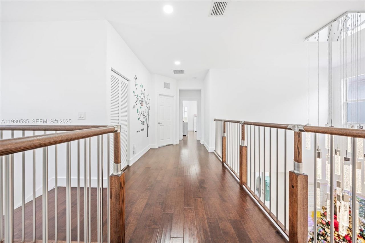 6933 NW 104th Ct, Unit 6933, Doral, FL 33178 Photo