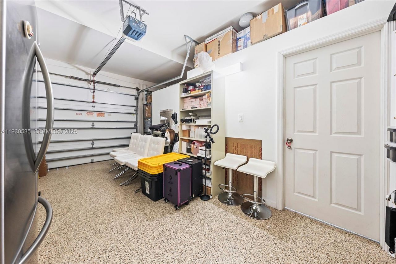 6933 NW 104th Ct, Unit 6933, Doral, FL 33178 Photo