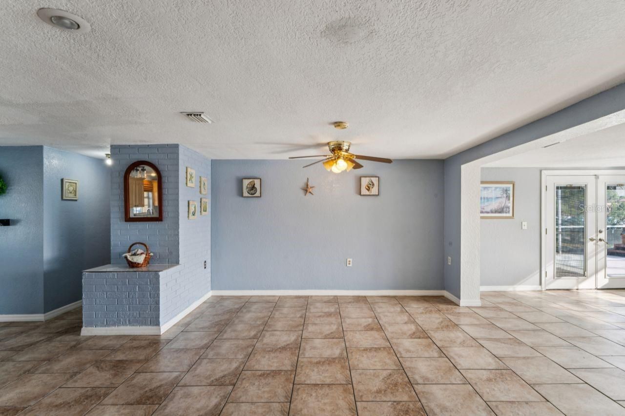 5820 Melaleuca Drive, Holiday, FL 34690 Photo