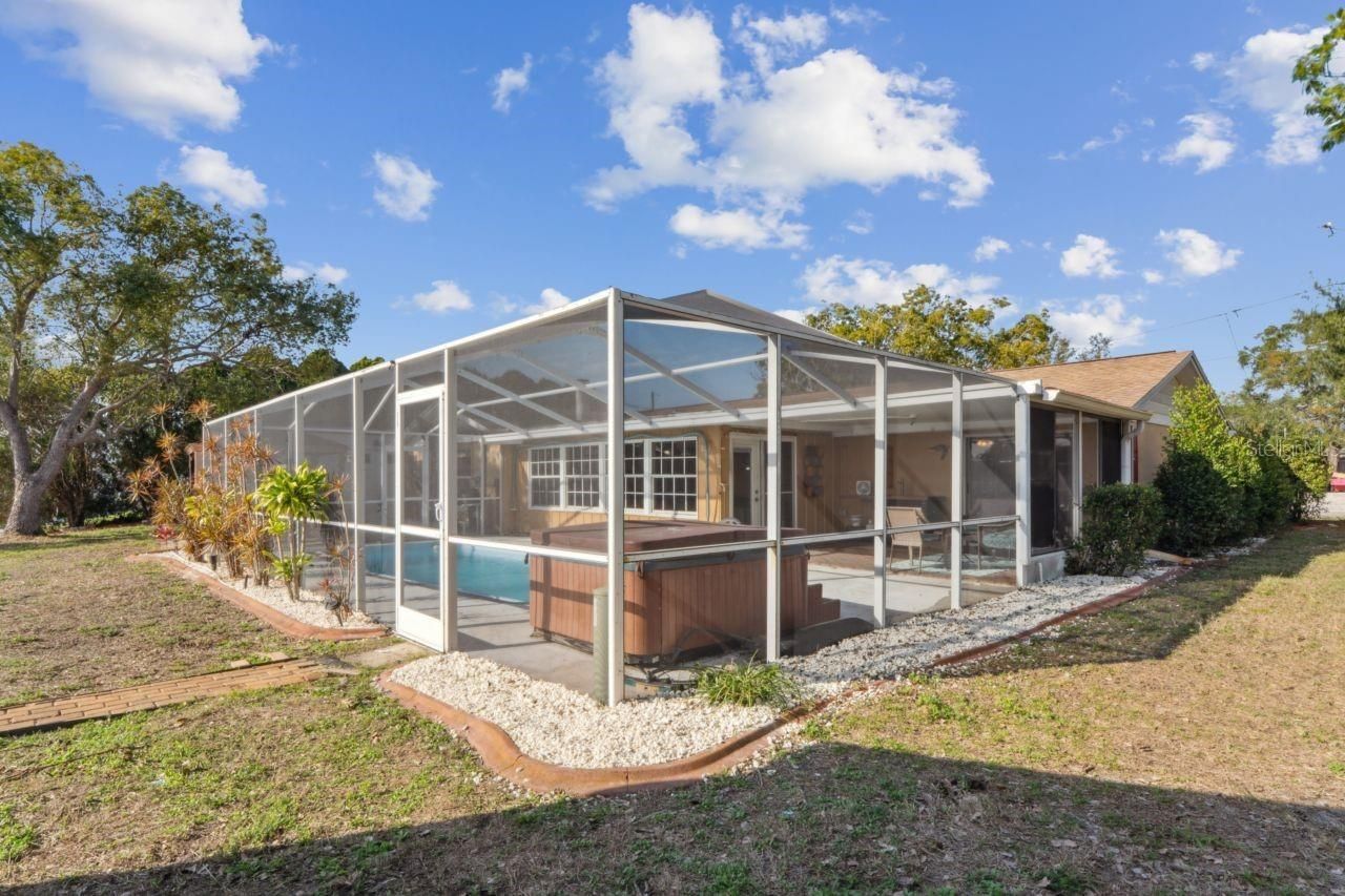 5820 Melaleuca Drive, Holiday, FL 34690 Photo