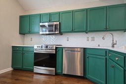 153 Wimbledon Way photo 4