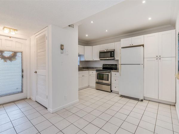 8940 S Hollybrook Boulevard, Unit 307, Pembroke Pines, FL 33025