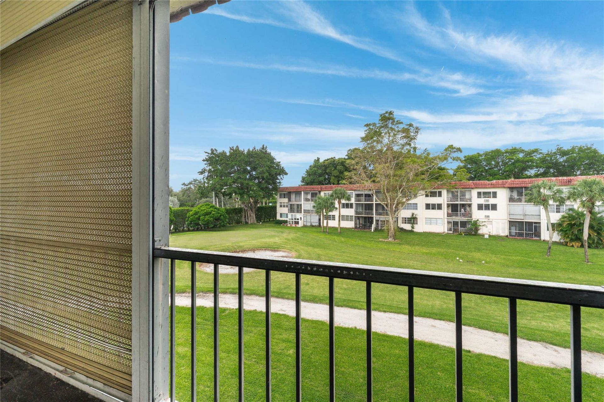 8940 S Hollybrook Boulevard, Unit 307, Pembroke Pines, FL 33025 Photo