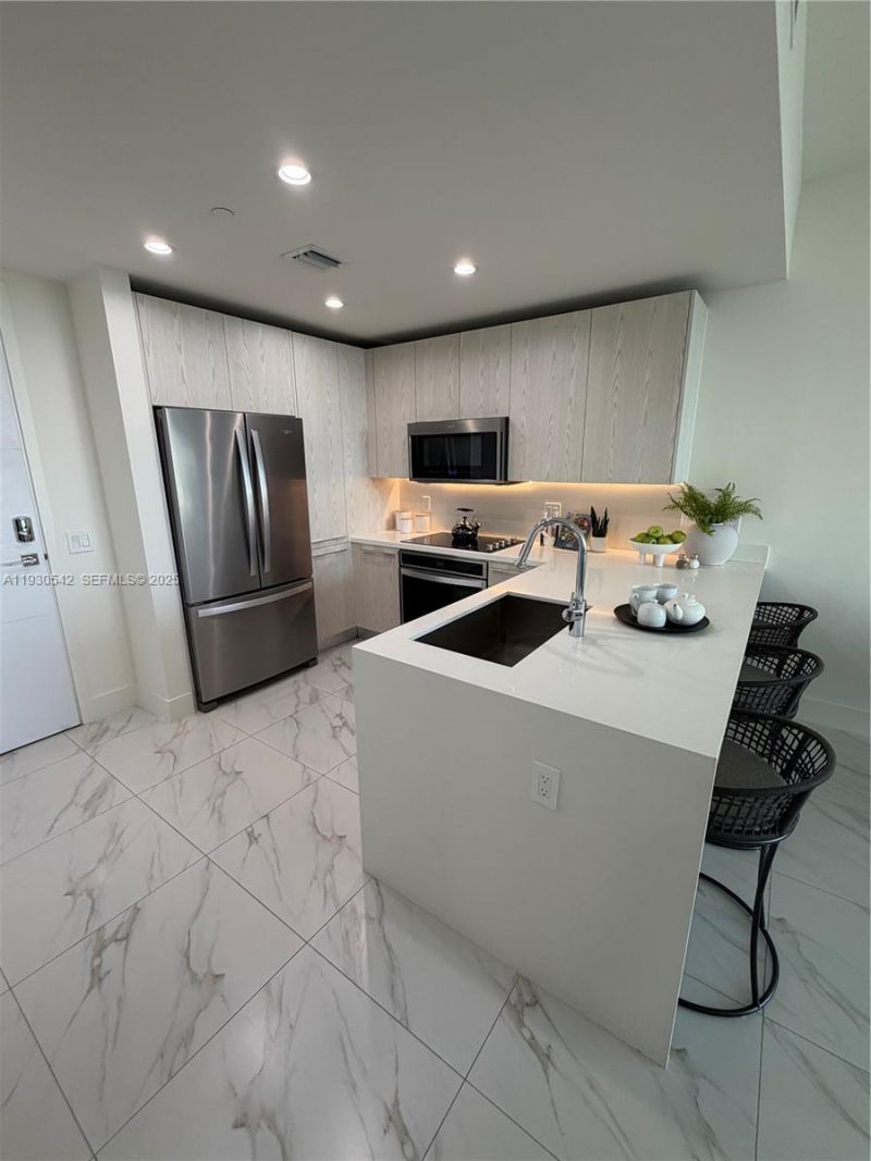 2000 Metropica Way , Unit 2108, Sunrise, FL 33323 Photo