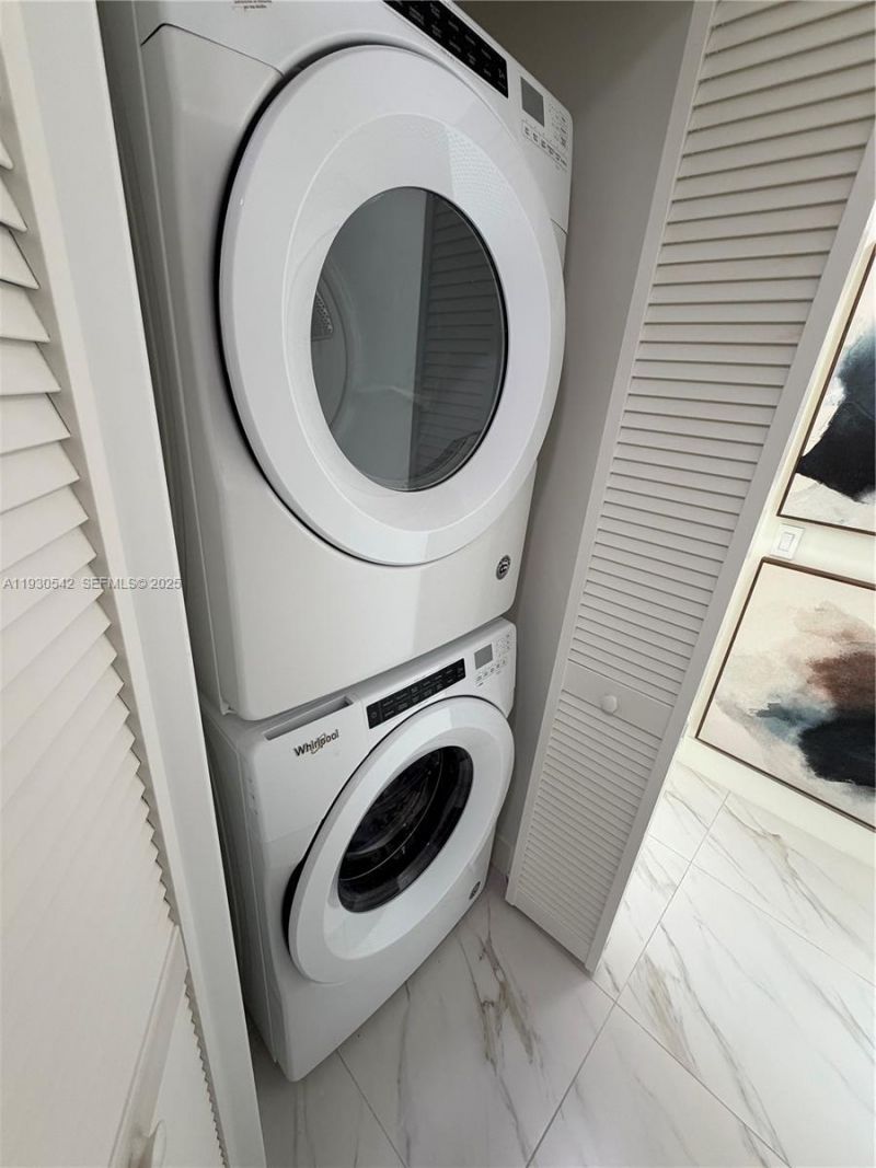 2000 Metropica Way , Unit 2108, Sunrise, FL 33323 Photo