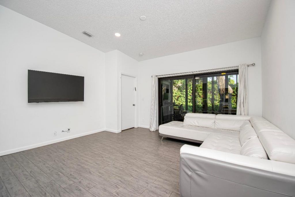 6825 Bridlewood Court, Boca Raton, FL 33433 Photo