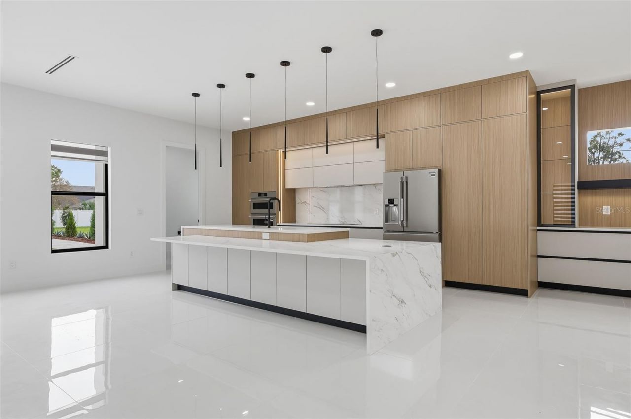 6907 N Boulevard, Tampa, FL 33604 Photo